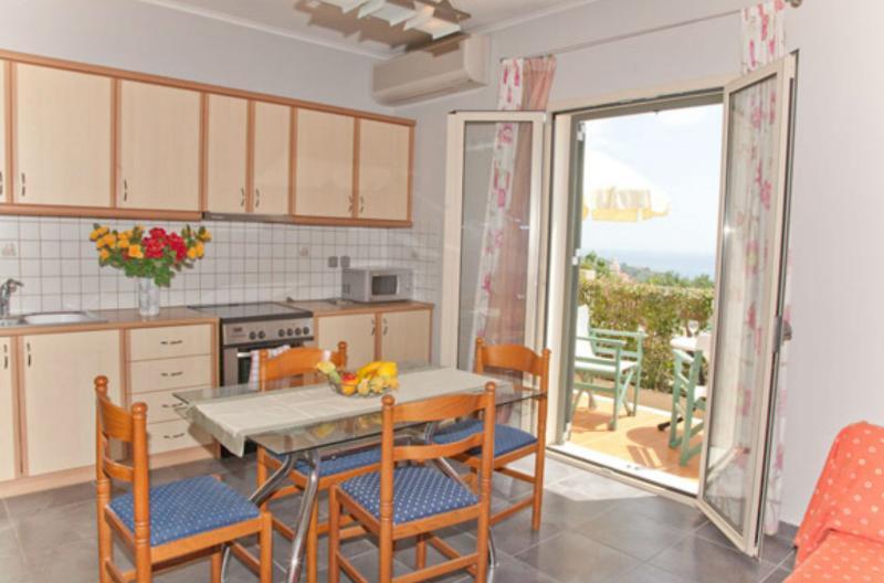 Liocharis Apartments Lourdata  Exterior foto